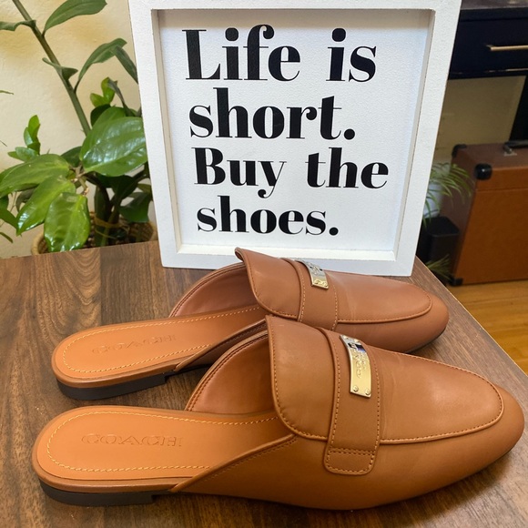 Coach Shea Leather Mule - Picture 4 of 6